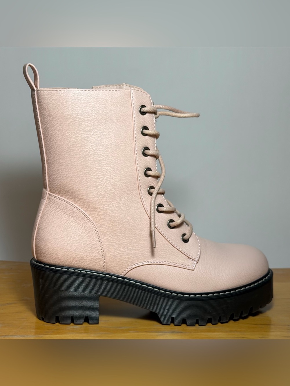 New UNIONBAY Women's Pink Combat Boots - Size 6.5 M